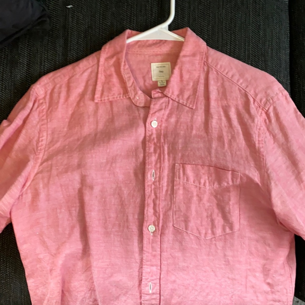 GAP Heather Red Linen Button Down Shirt